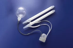 عنوان: الأسئلة التي يجب طرحها على جراحك قبل عملية جراحة زرع القضيب: دليل شامل