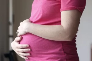 هل الحمل يسبب هشاشة العظام؟ هل الحمل يسبب هشاشة العظام؟